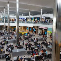 空港のストライキが悩ませる英国の海外旅行者
