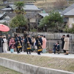 福知山市が資源生かし結婚式、大原神社を舞台に地域住民祝う