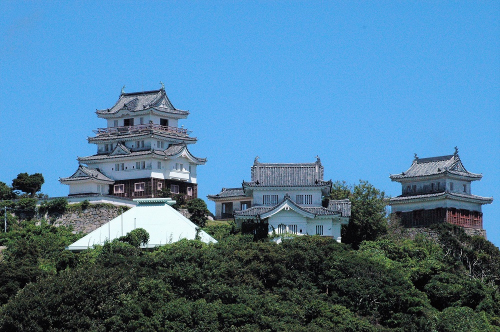 城に宿泊の動き活発化、平戸城は通年開放　欧米富裕層に訴求