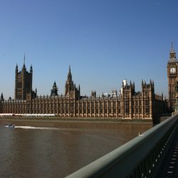 英国議会によるトーマスクック歴代CEOへの聴聞