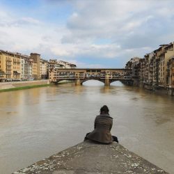 一人旅が世界的なブーム　世代別で目的さまざま