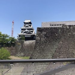 熊本城、空中回廊を公開　復旧工事中ならではの光景