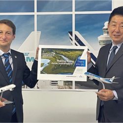 CO2削減へ航空と旅行会社が協力　出張者向けプログラムなど　代替燃料の普及へ