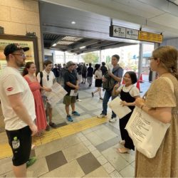 横浜でまち歩きガイドツアー　建築や歴史を深掘り　外国人向けも設定